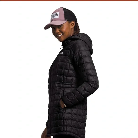 The North Face Women's Thermoball Hooded Parker - Picture 4 of 6